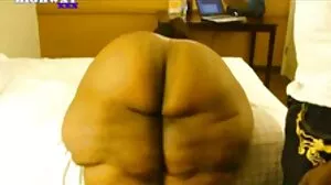 Гъвкава гърдата мадама Korra Del Rio отваря стегнатата си анална дупка безплатно секс клипове