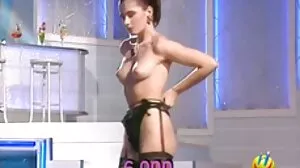 Горещи модели Елена Кошка, Кейси Калвърт и Сара Вандела масажи клипове в страхотната оргия