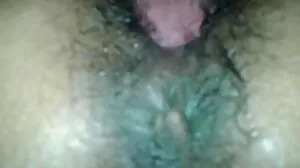 Миниатюрна мацка на високи клипове с масажи токчета Джуди Джоли взима голям член в леглото