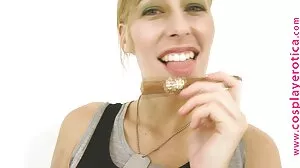 Зашеметяващите модели Нели Кент и Саша Роуз се безплатни клипове чукат в FFM екшън