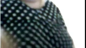 Зашеметяваща едра азиатска мадама Минг порни клипове показва голата си путка