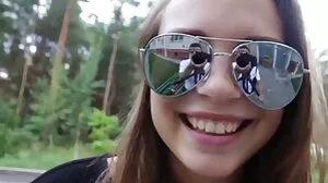 Пикантна стройна тийнейджърка Луна Марс приятно прецакана pornoklip от масивен пенис