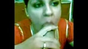 Амарна Милър и Пени Пакс се наслаждават толкова много порно клипче на смученето на пица