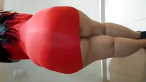 Игривата брюнетка MILF Mercedes Carrera се чука сек клипове в кучешки стил