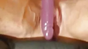 Barnburner на солова сцена на ххл клипове мастурбация с пълничката Мили Маркс