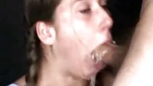 Зашеметяващият видео секс клипове едър модел Лена Пол усеща дълъг прът в мократа си дупка