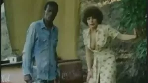 Прекрасните лесбийки Zazie Skymm и Sarah Kay обичат горещ секс безплатни клипове секс