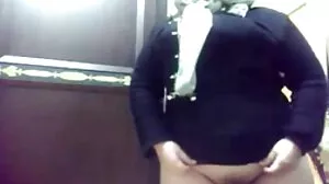 Зашеметяваща секс клипове безплатно тийнейджърка брюнетка Габриела Палтрова анално прецакана от голям пенис