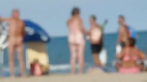 Похотливите мадами Габриела Палтрова и Кейси Калвър се наслаждават секс порно видео клип на хардкор секс