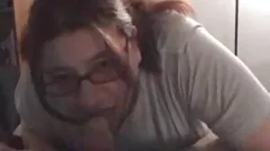 Хубава зряла с огромни цици Никол Рамон се прецака в xxl клипове кучешкия стил