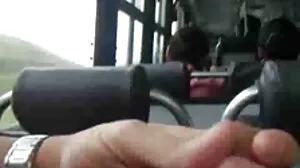 Горещите мацки Магдален Сейнт Майкълс и Айви Улф се наслаждават на лесбийския порно клип с адреналинката яна секс