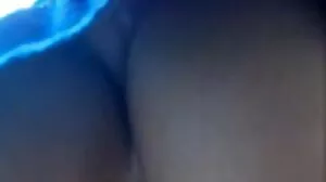 Два страхотни модела Бранди Лав и аматьорски клипове Джейн Уайлд се чукат на дивана